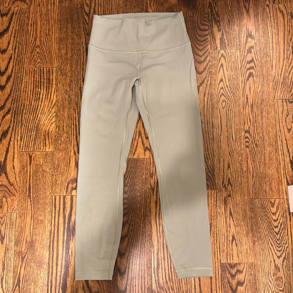 Lululemon mint leggings
